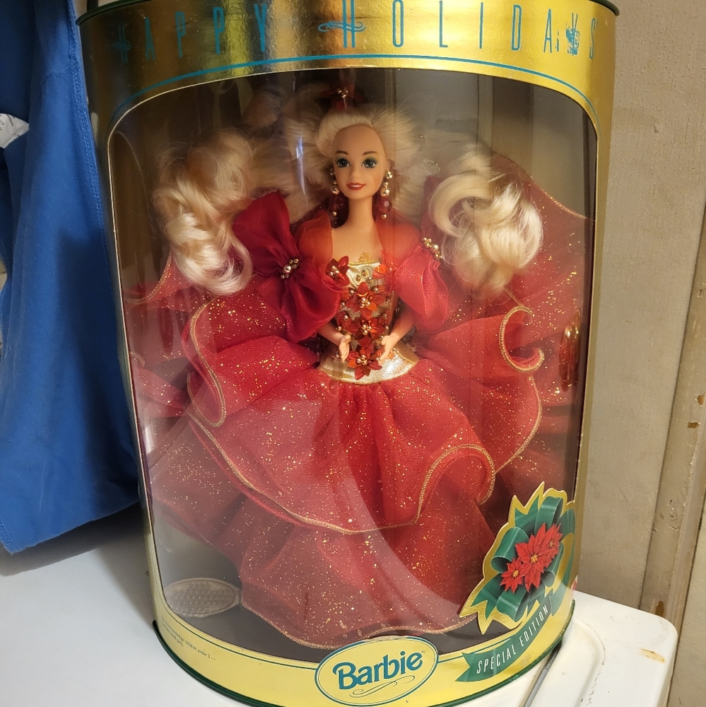 1993 Happy Holidays Barbie Special Edition